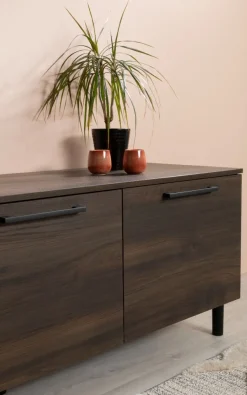 Hiipakka Solo TV-taso 220 cm ovilla, tummanruskea tammi