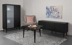 Hiipakka Vilja korkea vitriini/kaappi, musta