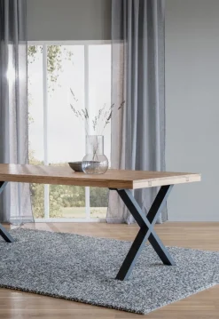 Rowico Brooklyn ruokapöytä 220x95, X-jalat, tammi/musta