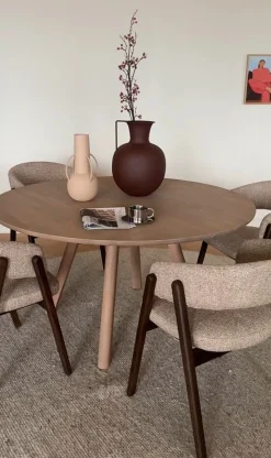 Rowico Clapperton ruokapöytä pyöreä 140cm, vaalea tammi