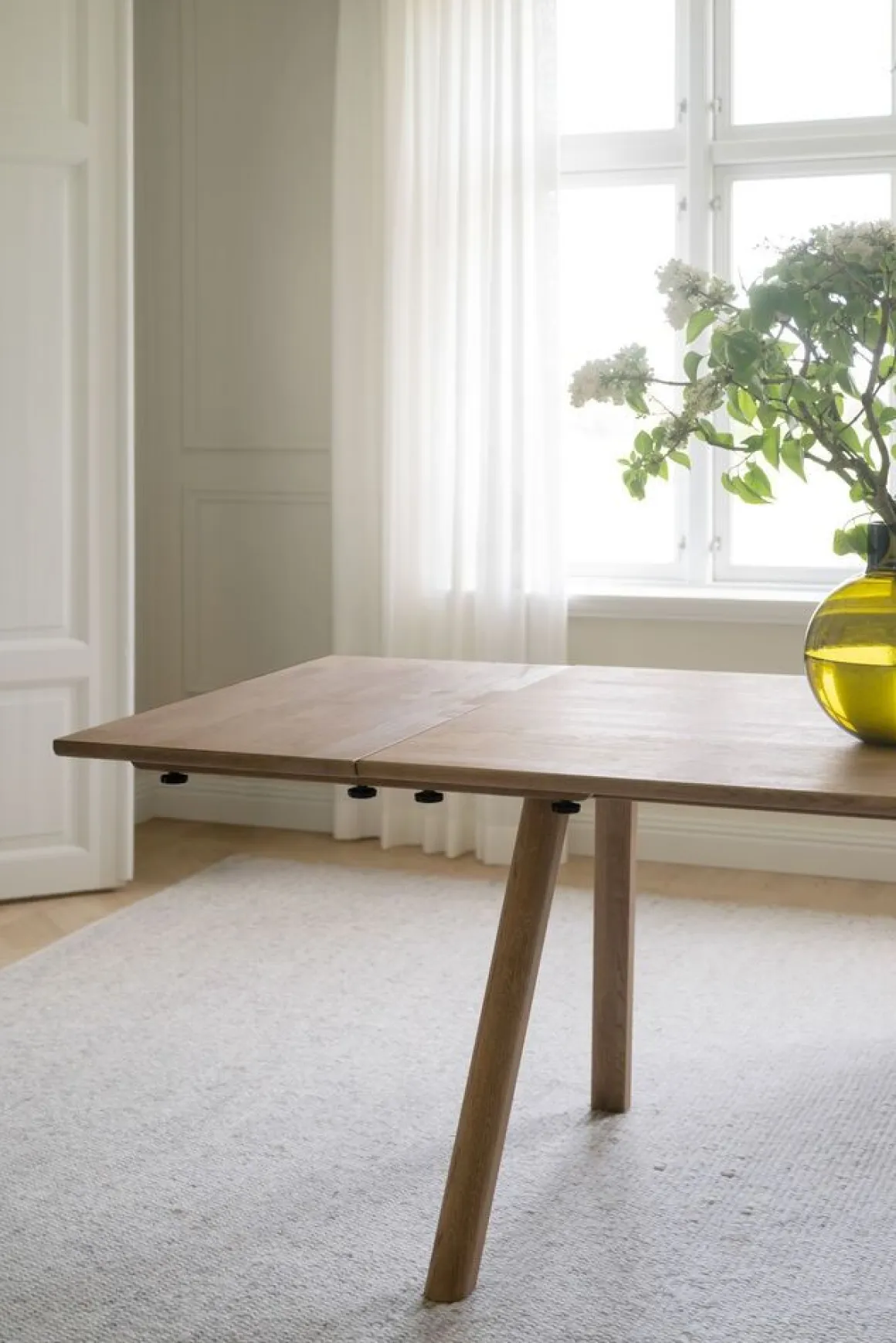 Rowico Clapperton ruokapöytä 220x95cm, vaalea tammi