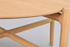 Rowico Holton 87 cm pyöreä sohvapöytä, tammi