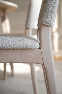 Rowico Medford tuoli, valkovahattu tammi/beige