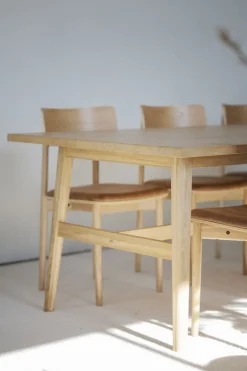 Rowico Plainfield ruokapöytä 220cm, tammi