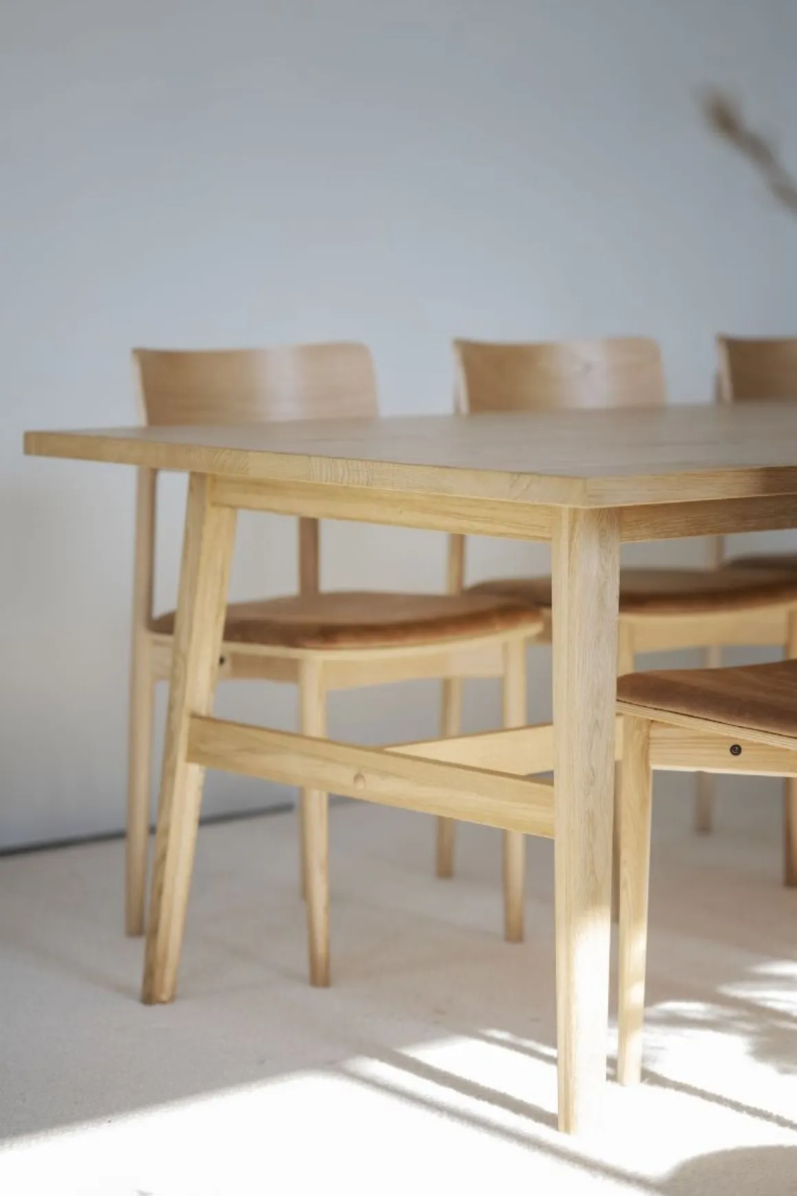 Rowico Plainfield ruokapöytä 220cm, tammi