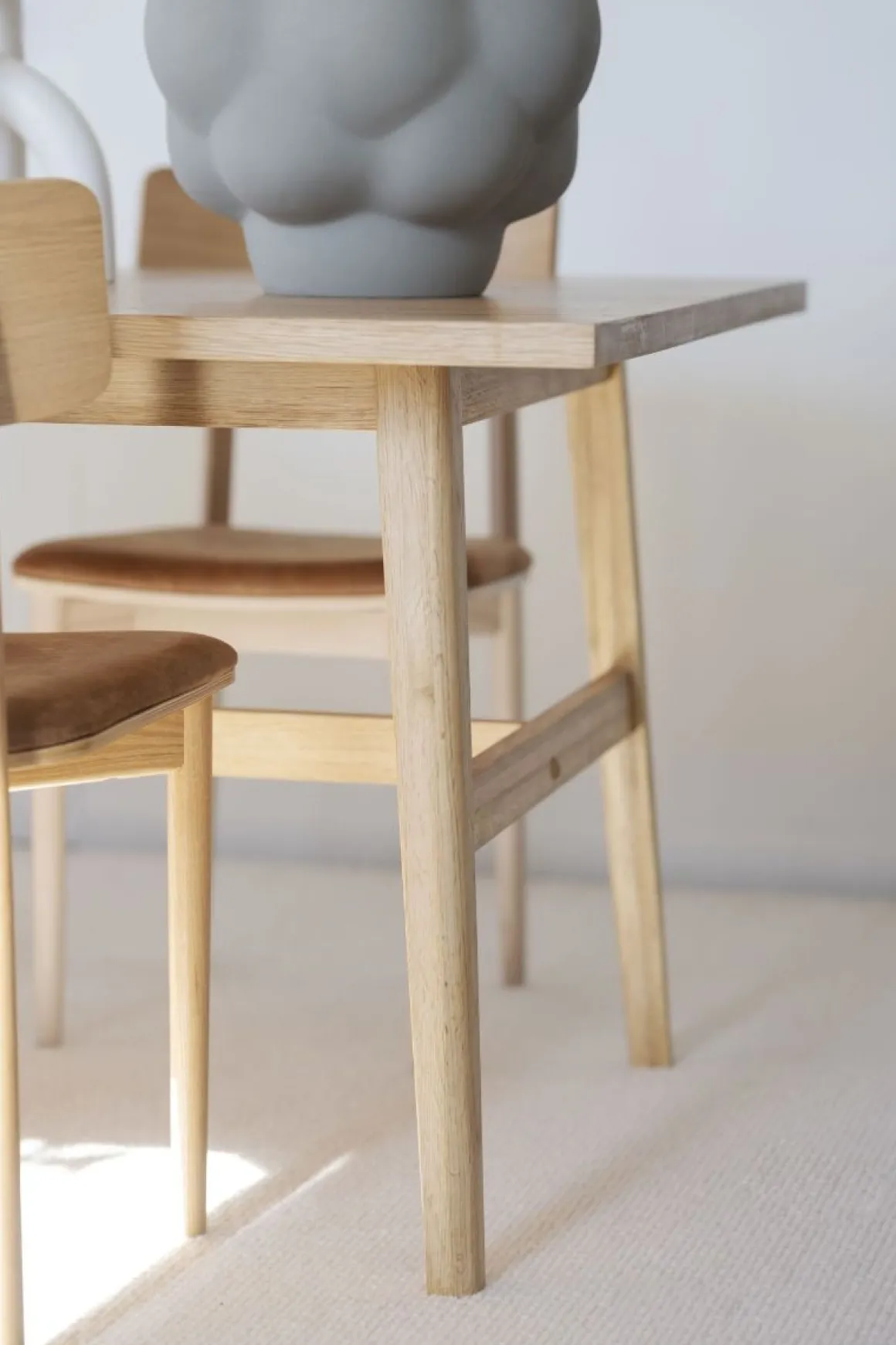 Rowico Plainfield ruokapöytä 220cm, tammi