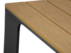 West terassipöytä + 4 Apollo tuolia, eri värejä